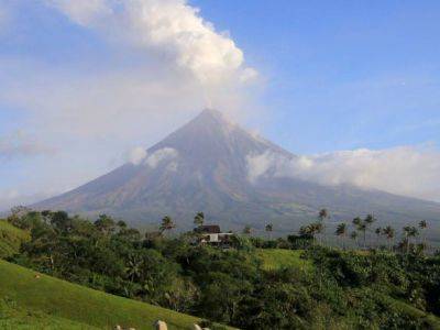 На Филиппинах повысили уровень тревоги из-за возможного извержения вулкана Майон - unn.com.ua - Украина - Киев - Филиппины - штат Гавайи