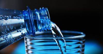 Как дезинфицировать воду и защитить себя от опасных инфекций. Советы доктора Комаровского