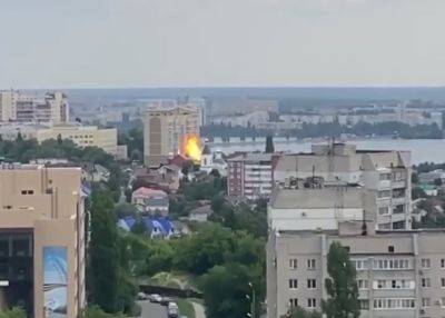 Уже и в Воронеже началось, что-то тревожное: беспилотник устроил сильную "бавовну" в городе