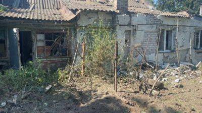 Россияне снова обстреливали Никополь: повреждены церковь, админздание, дома
