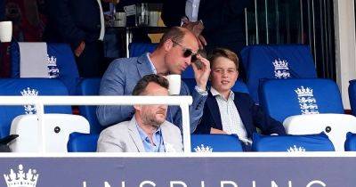 Вылитый Уильям: принц Джордж с отцом и Риши Сунаком сходил на матч по крикету