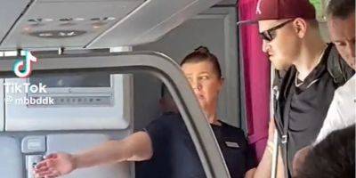 Авиакомпания Wizz Air извинилась за ситуацию с украинским ветераном, которого высадили из самолета