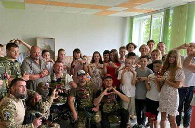 Акцент - на детях, которых еще не вывезли: в Лисичанске побывали очередные "помощники"