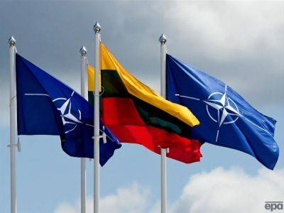 Зеленский прибудет на саммит НАТО на второй день – Bloomberg