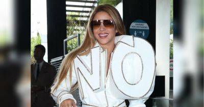 «NO»: Шакира в эффектном наряде привлекла всеобщее внимание