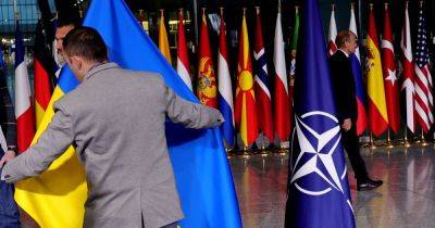 "Россия не уйдет": зачем в НАТО "лихорадочно" заговорили о гарантиях безопасности для Украины