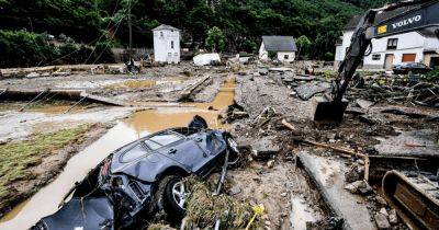 "Новый тип шторма": "путешественник во времени" назвал даты крупнейших стихийных бедствий