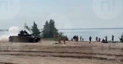 Заблудился: в Тюмени танк РФ чуть не раздавил гражданских на берегу озера, — росСМИ (видео)