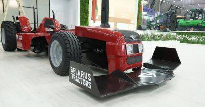 Почти Ferrari: из частей трактора "Беларусь" построили гоночный болид (видео)