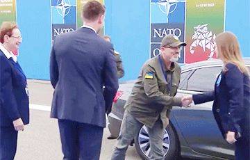Министр обороны Украины прибыл на саммит НАТО