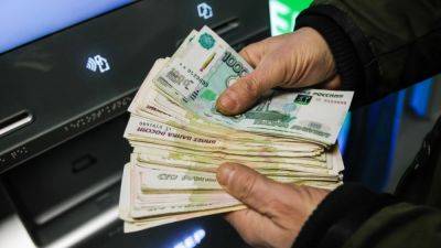 Госдума обязала банки возвращать клиентам похищенные средства