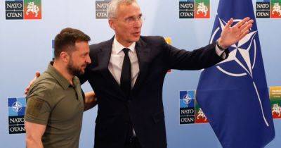 Зеленский начал встречу со Столтенбергом на полях саммита НАТО