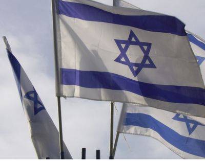 Почти половина израильтян относят себя к традиционным евреям, не поддаваясь общепринятым ярлыкам