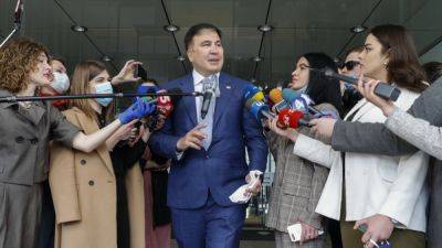 Польские врачи начали обследование Михаила Саакашвили