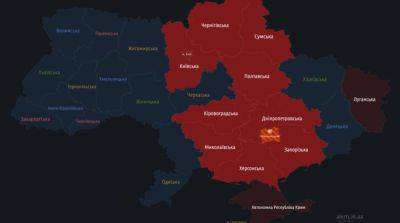 Россияне атакуют Украину дронами и ракетами, в ряде областей объявлена тревога