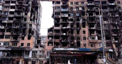 Вместо морга открыли магазин колбас: жители Мариуполя рассказали о своих домах, разрушенных РФ (фото)