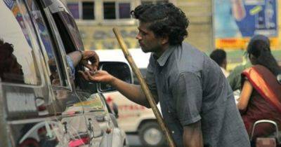 От лохмотьев к богатству: в Индии мужчина стал миллионером, прося милостыню на улице (фото) - focus.ua - Украина - Индия - Мумбаи