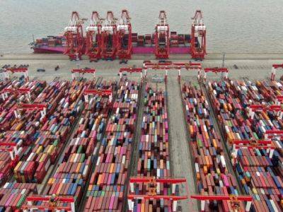 Экспорт Китая в июне упал на 12,4% на фоне снижения мирового спроса