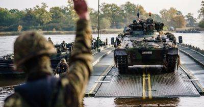 В Украину могут отправить военных инструкторов из ЕС, — El Pais