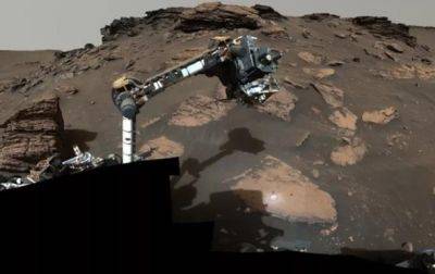 Марсоход NASA нашел органические соединения на Красной планете
