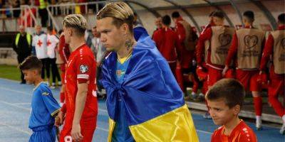 Свидетель поражения. Лидер сборной Украины посетил полуфинальный матч Свитолиной на Уимблдоне — фото