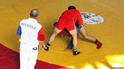 Алишер Рузимадов завоевал золотую медаль на чемпионате Азии по греко-римской борьбе