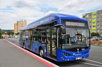 Первый в истории Праги водородный автобус начал возить пассажиров
