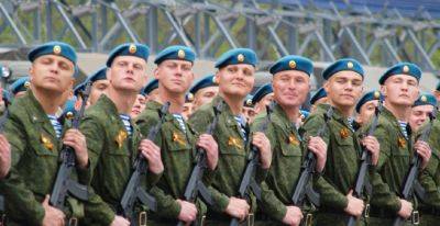 Увольнение генералов в армии РФ - российские десантники записали обращение к Шойгу с угрозами бунта