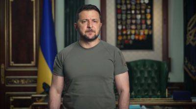 Украина станет крепче и помогать другим нациям беречь суверенитет – обращение Зеленского