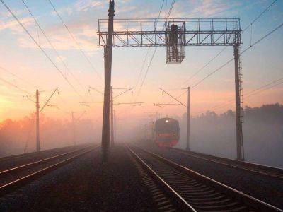 Из-за атаки на Крымский мост задержались 11 поездов
