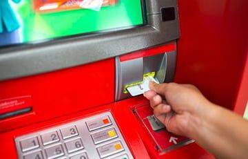 Крупный белорусский банк сообщил о сбое в работе банкоматов