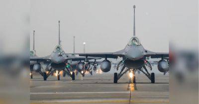Байден одобрил обучение украинских пилотов на F-16: когда начнутся тренировки