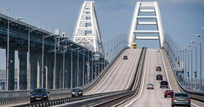Разворачивают обратно: на Крымском мосту перекрыли проезд для легковых машин, — соцсети