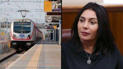 Мири Регев требует запретить протесты на станциях железной дороги