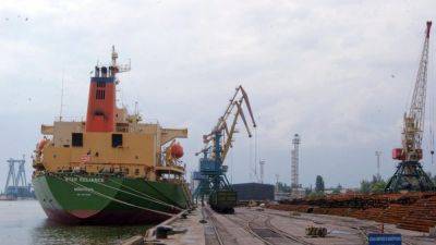 Российские военные нанесли удары по портам в Одессе и Николаеве