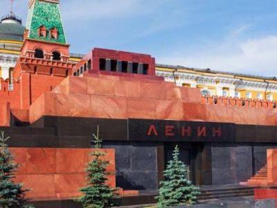 Пытался поджечь мавзолей ленина в москве: мужчину задержали правоохранители