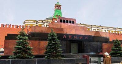 Владимир Ленин - Ленин, просыпайся: в Москве мужчина бросил коктейль Молотова в мавзолей - dsnews.ua - Москва - Украина - Чита