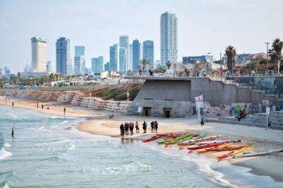 В субботу на пляжах Израиля удалось спасти из воды 5 человек, 2 утонули