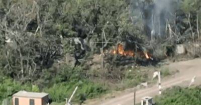 Артиллерия бригады ДШВ уничтожила склад боеприпасов в районе Бахмута, — Сырский (видео)