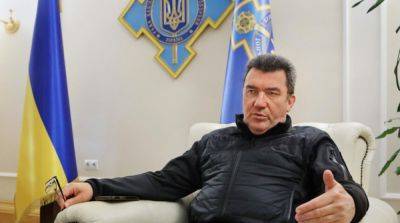 Украина готова просить партнеров о создании гуманитарных конвоев для зернового коридора – Данилов