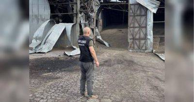 Под завалами разрушенного ракетой админздания в Одессе нашли погибшего охранника (фото, видео)
