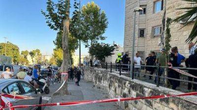 Подозрение на теракт в Иерусалиме: мужчина тяжело ранен