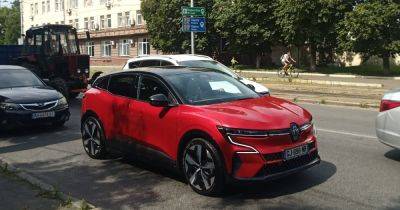 Изменился до неузнаваемости: в Украине заметили новый Renault Megane 2023 (фото)