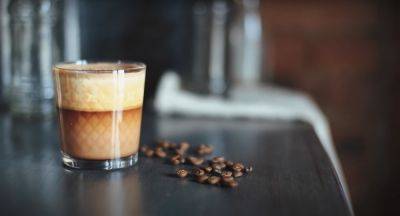 Кофеманам на заметку: как правильно добавлять молоко в кофе