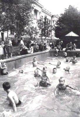 Киев в 1959 году – фото детского бассейна на Берестейском проспекте