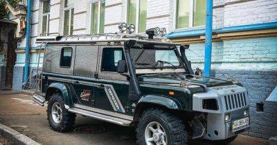 В Украине заметили Land Rover Defender с необычным тюнингом (фото)