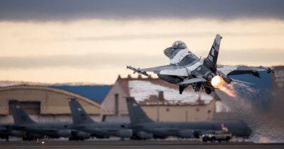 Результат до 100%: в ВСУ объяснили, какие цели сможет перехватывать истребитель F-16 (видео)