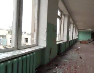 Вместо учебы - зомбирование пропагандой: в сети показали разрушенную школу Северодонецка (видео)