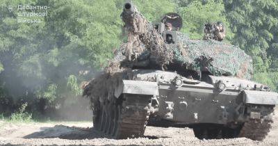 Украинские десантники показали возможности британских танков Challenger 2 (видео)