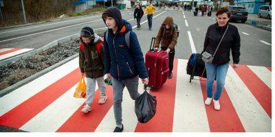 «Я была в потустороннем мире». Как украинские женщины едут в Россию, чтобы вернуть домой своих депортированных детей — две истории от NV